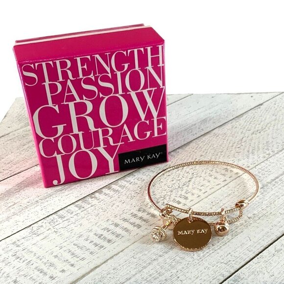 Mary Kay Strength Bangle Bracelet Rose Gold Crystal Detail 2017 Old Stock - Picture 3 of 3